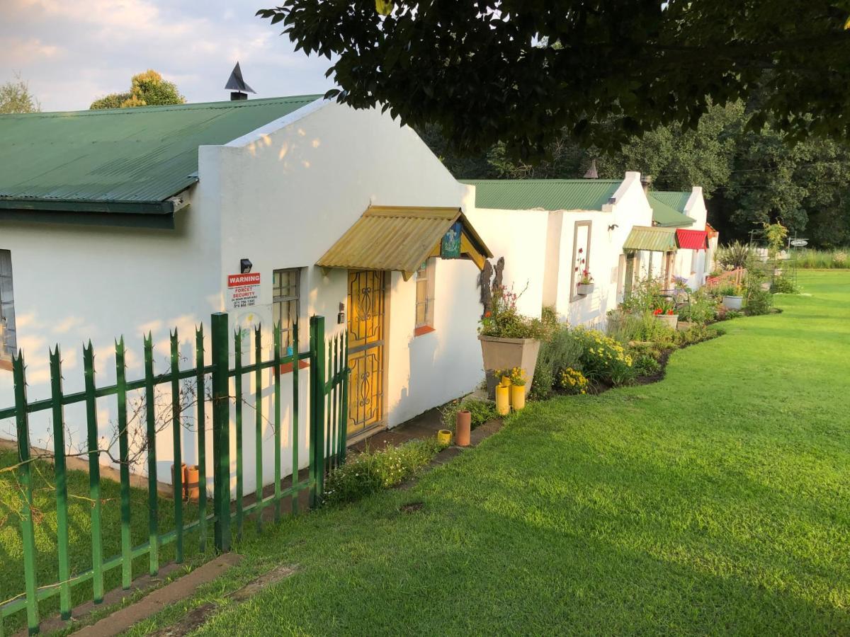 Peace Corner Cottages Dullstroom Exterior photo